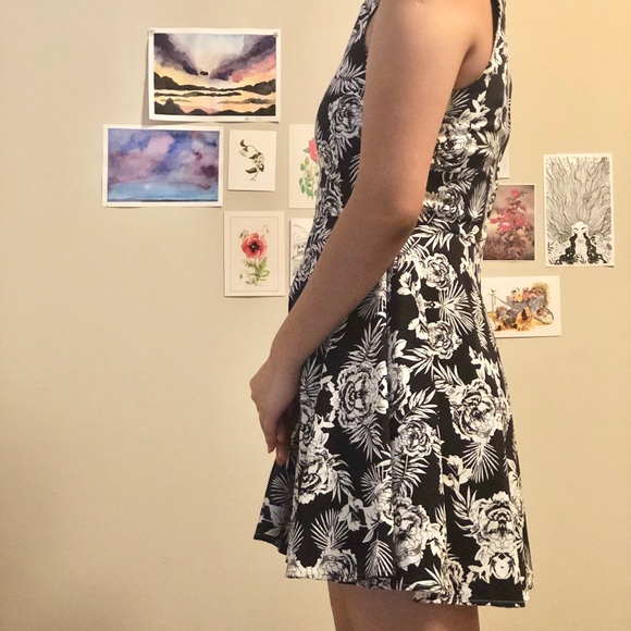 Jorge Black Floral A-Line Mini Dress - Picture 3 of 5